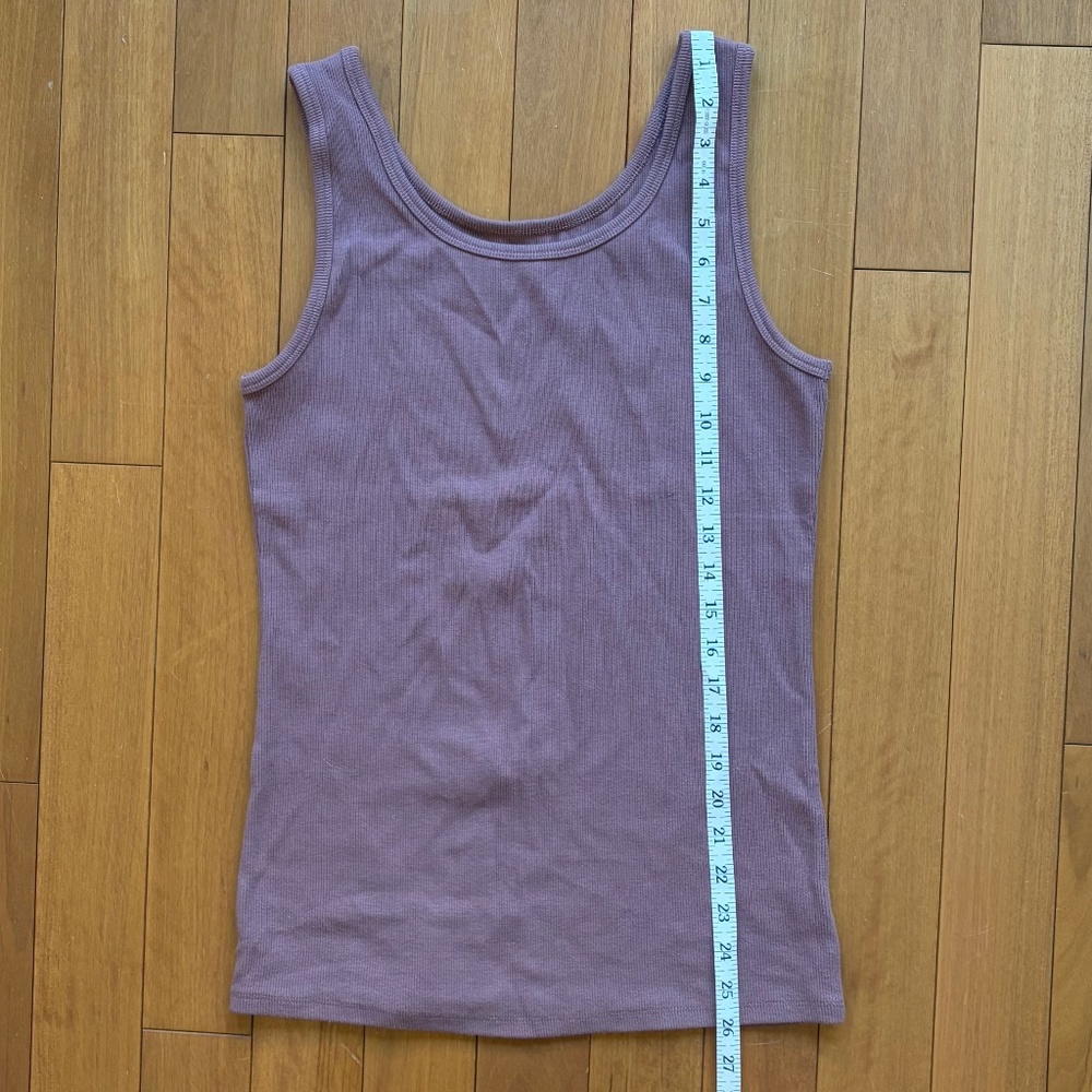 [Functionally new] Duluth Trading Company Ribbed Tank Top